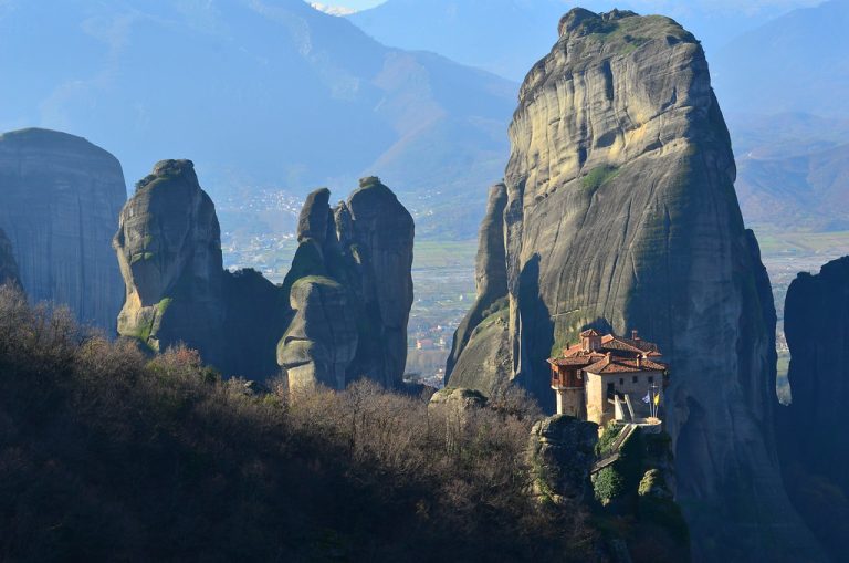 Meteora Monasteries Day Tour from Athens